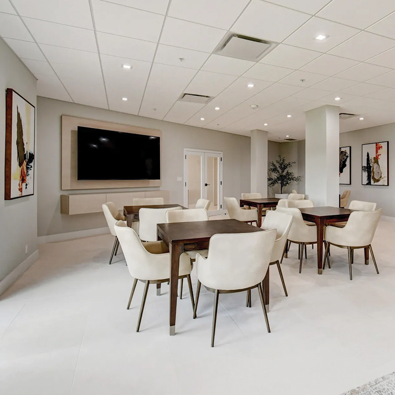 Bar Harbour Condominiums Party Room Seating